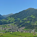 In Near Spieljoch Cable Car Apartment Fuegen