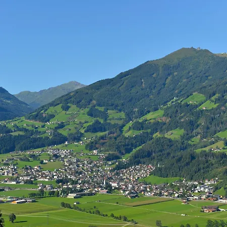In Near Spieljoch Cable Car Apartman Fügen